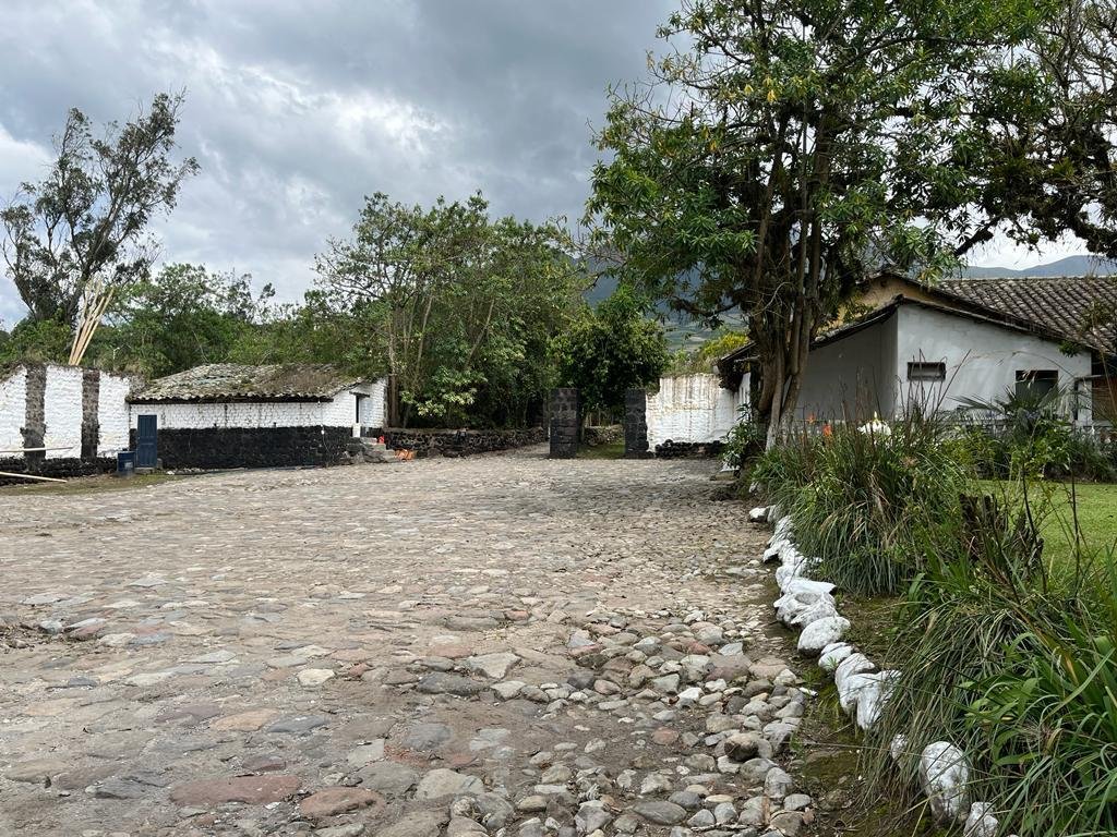 Land in Ibarra, Imbabura, Ecuador 2 - 18661206