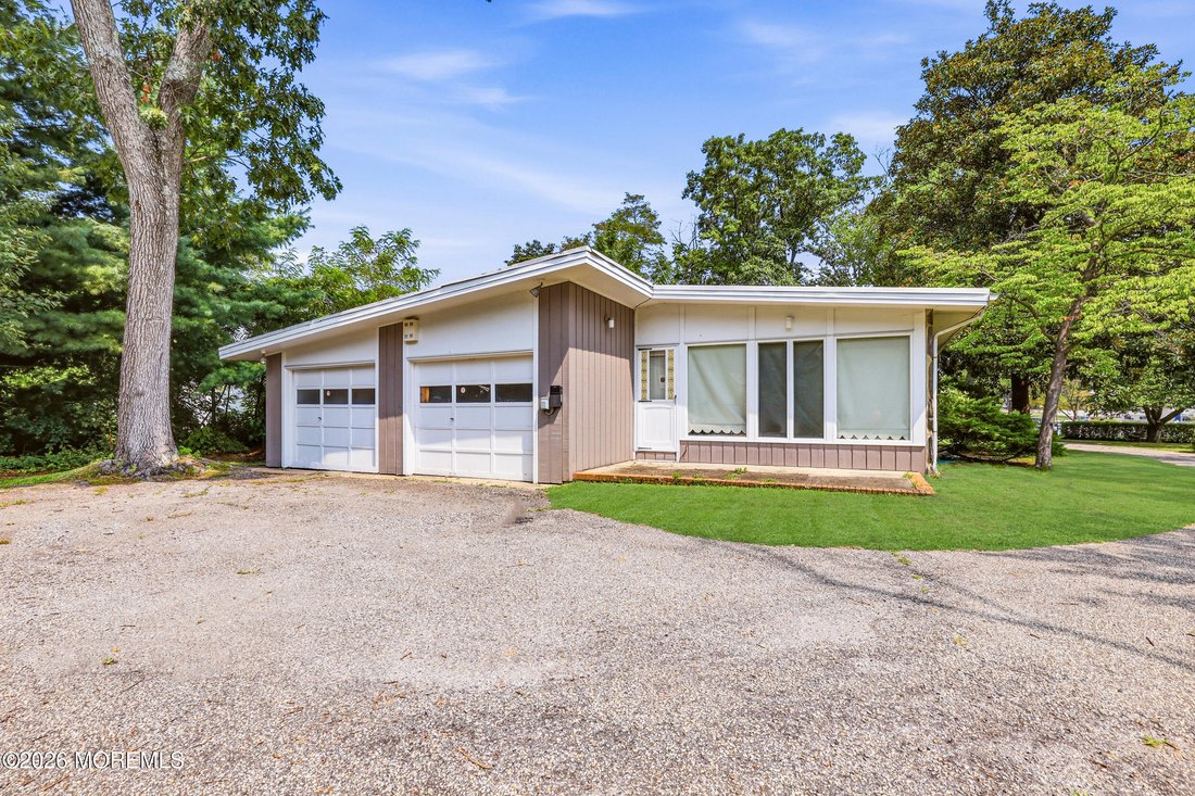 House in Lakewood Township, New Jersey, United States 4 - 18659794