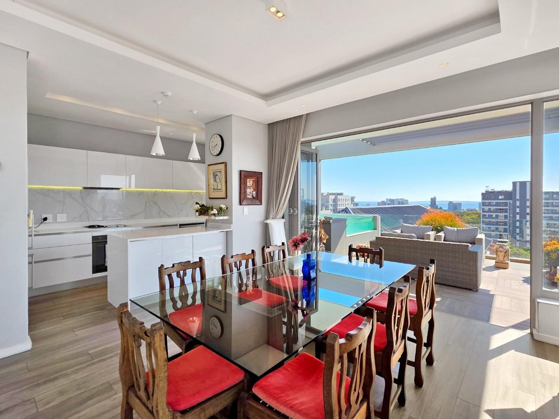 Apartment in City Centre, Cape Town, South Africa 4 - 18670822
