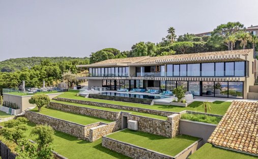 Villa in Gassin, Provence-Alpes-Côte d'Azur, France 1
