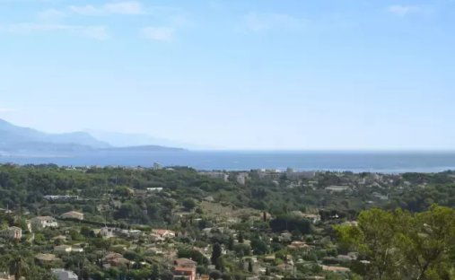 Estate in Brusquet-Retenaou-Devens, Vallauris, France 1