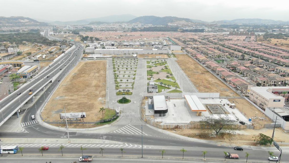 Land in Guayaquil, Guayas, Ecuador 3 - 18660326