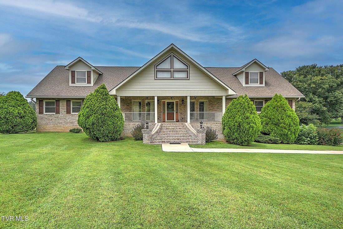 House in Bristol, Tennessee, United States 1 - 18658973