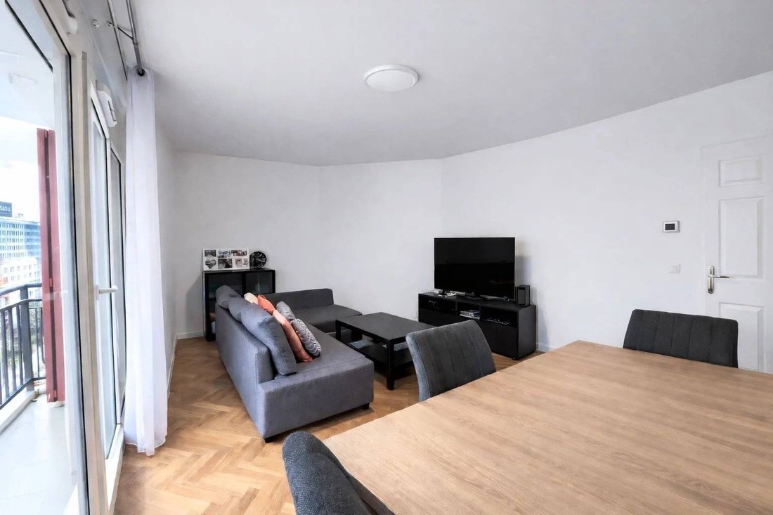 Apartment in Hôtel de Ville, Courbevoie, France 2 - 17440488