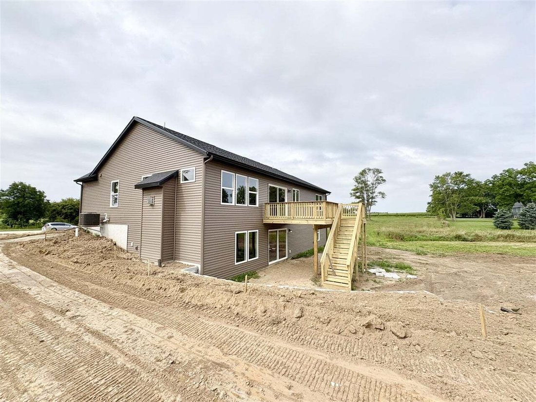Casa en Dorr, Míchigan, Estados Unidos 3 - 18308407