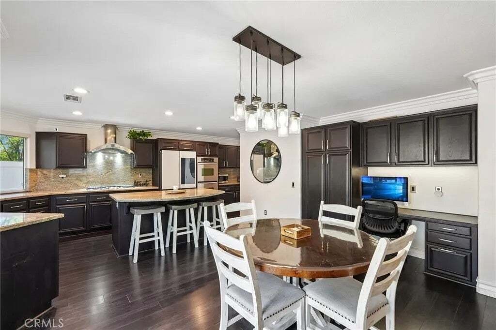 House in Corona, California, United States 5 - 18663947