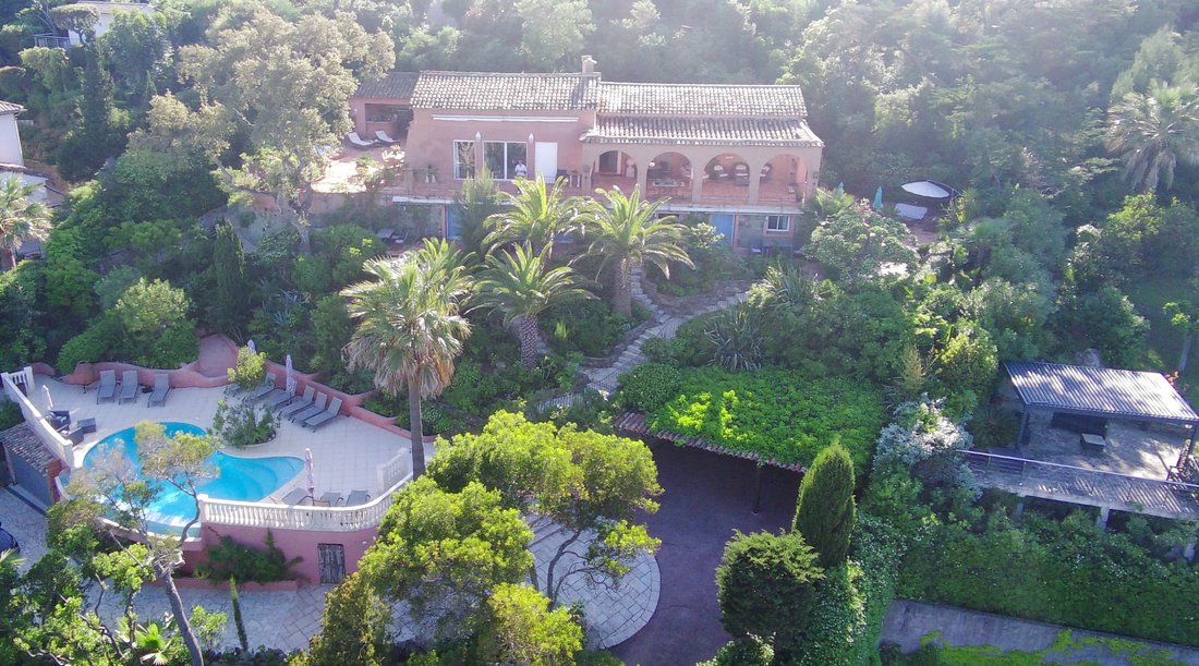 Villa in Gassin, Provence-Alpes-Côte d'Azur, France 2 - 18660398