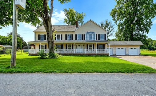 House in East Windsor, Connecticut, United States 1