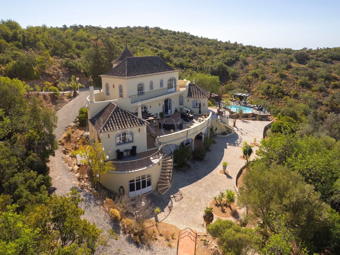 Villa en Santa Catarina da Fonte do Bispo, Algarve, Portugal 1 - 18664822