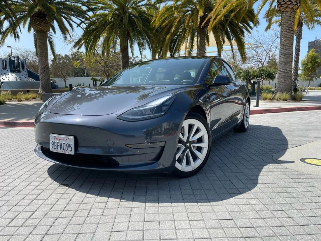Sedan in Riverside, CA, United States 2 - 18666674