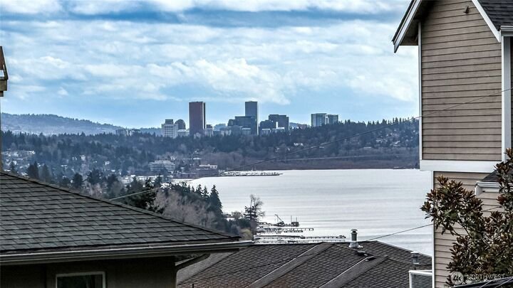House in Kirkland, Washington, United States 4 - 18665588