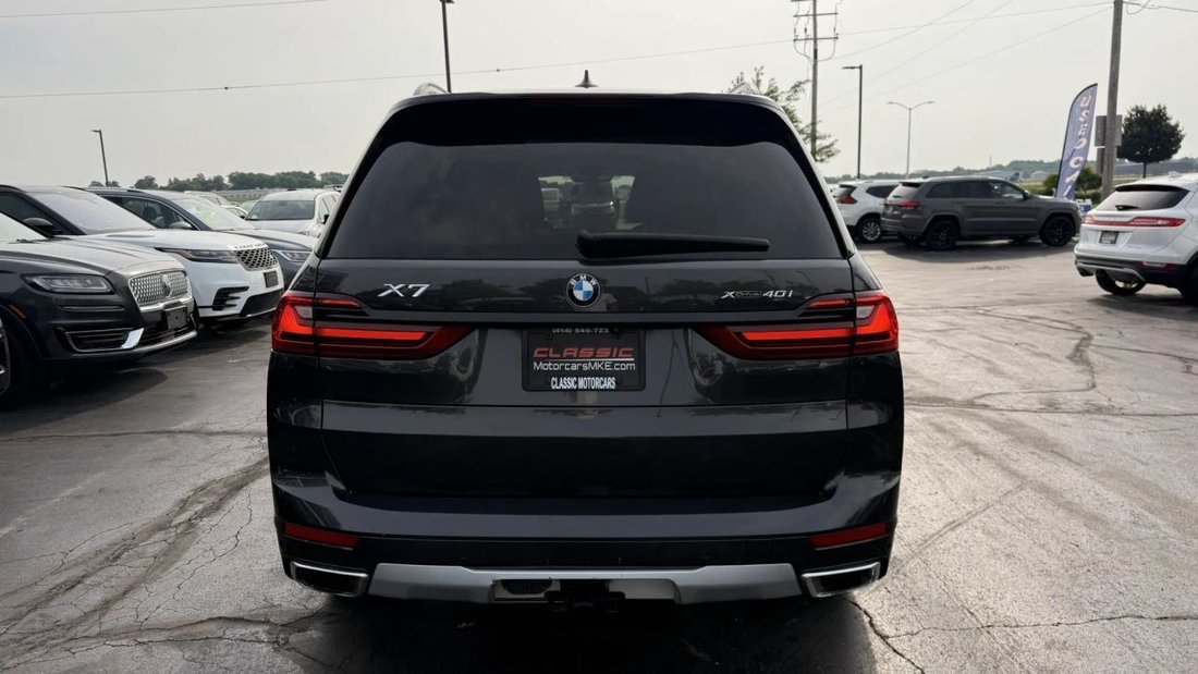 Suv in Milwaukee, WI, United States 5 - 18664902
