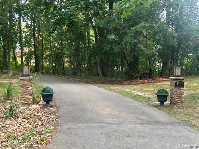 House in Milford Charter Township, Michigan, United States 2 - 18659245