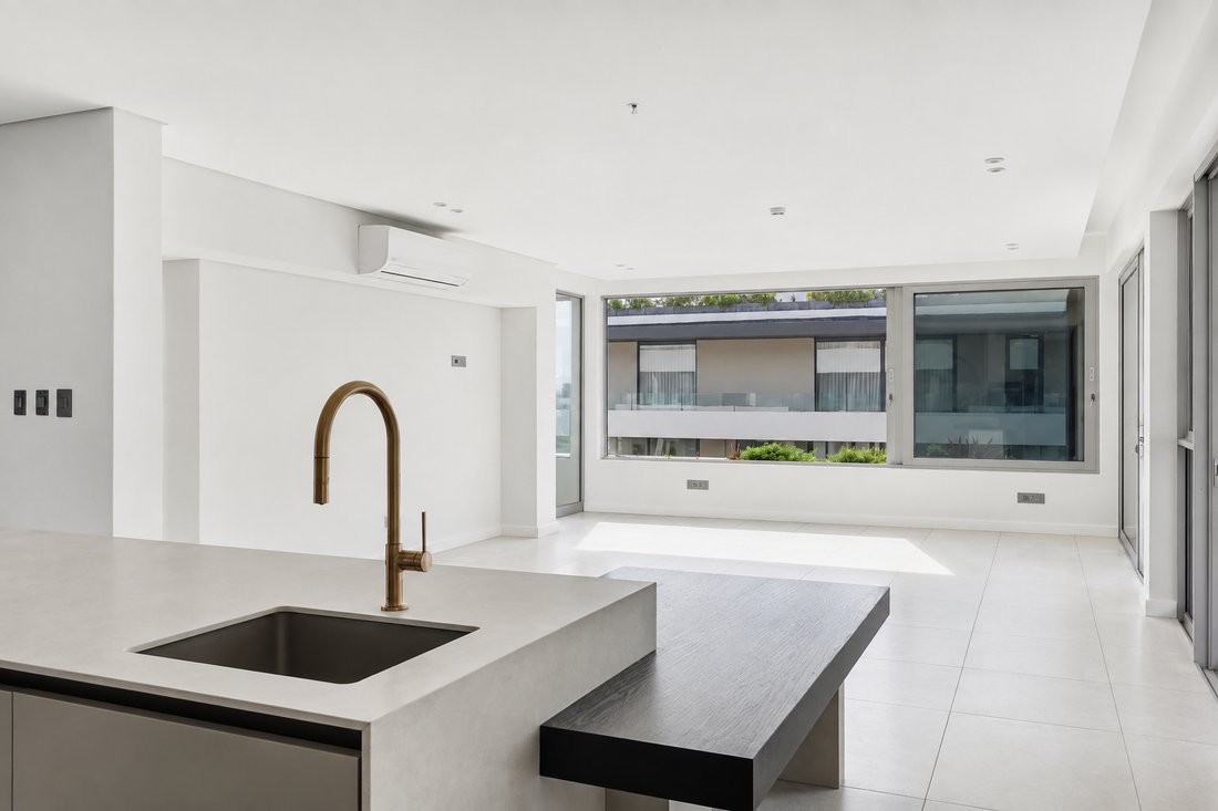 Apartment in Bakoven, Cape Town, South Africa 5 - 18665108