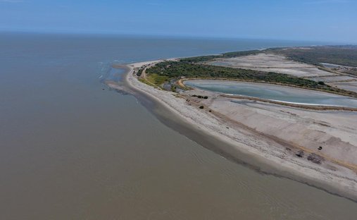 Land in Playas, Guayas, Ecuador 1