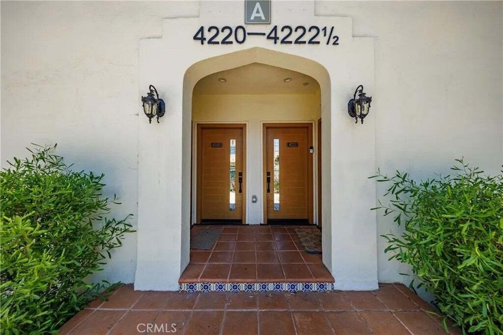Los Angeles, California, United States 2 - 18663970