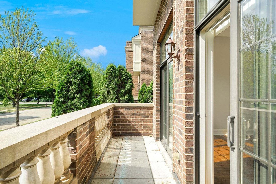 Townhouse in Prospect Heights, Illinois, United States 3 - 18670793