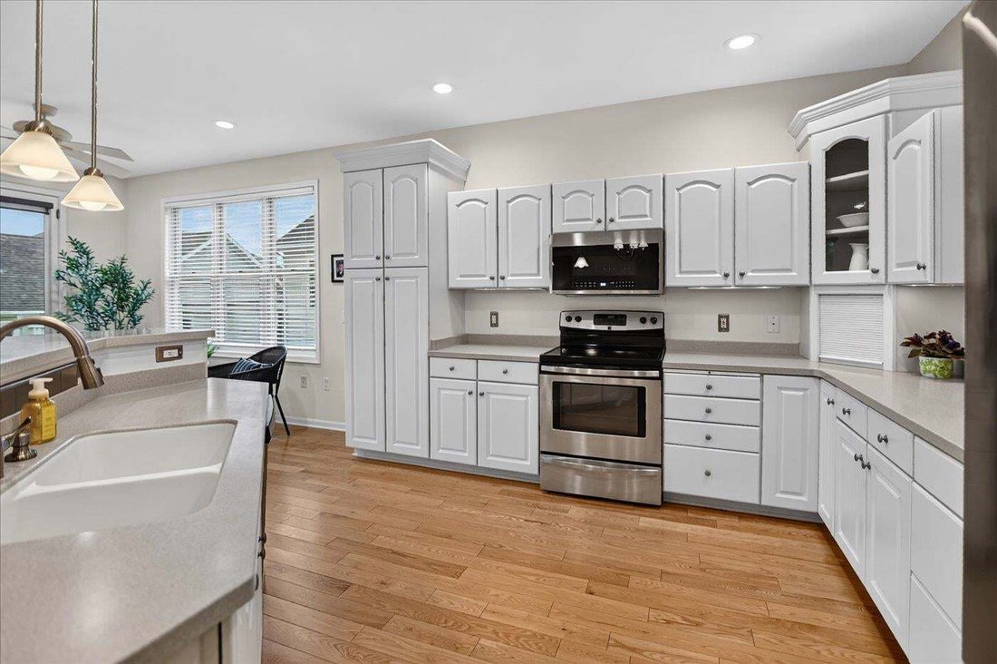 Condo in Madison, Wisconsin, United States 4 - 18662907