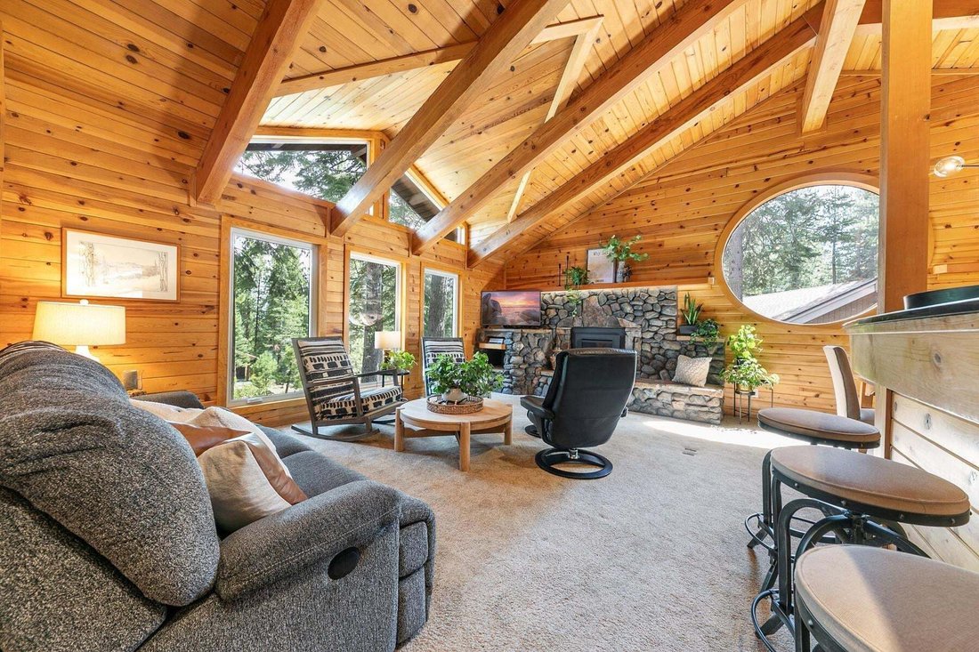 House in Truckee, California, United States 5 - 18658976