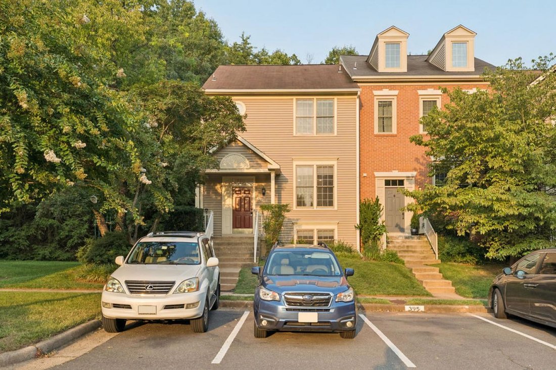 Townhouse in Fairfax, Virginia, United States 1 - 18666571