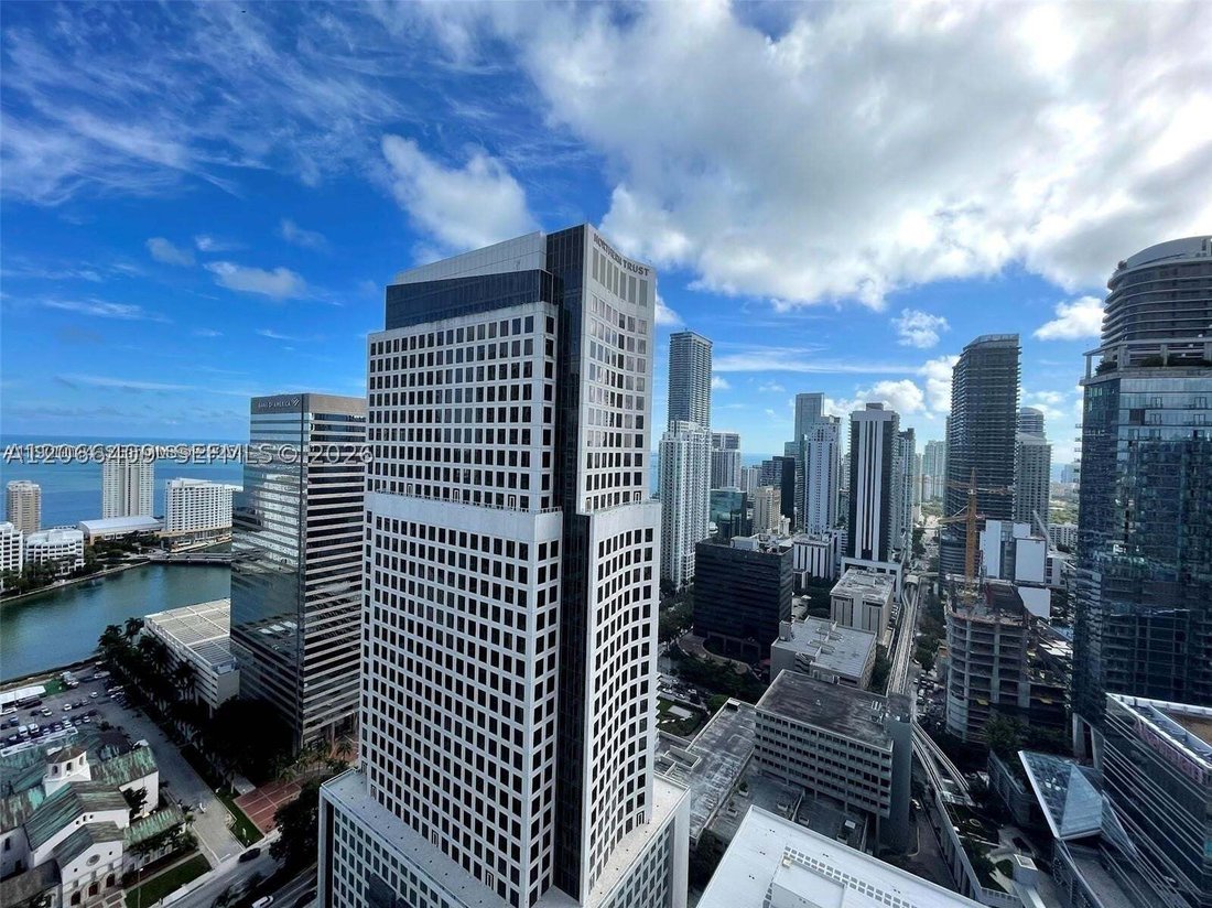 Condo in Miami, Florida, United States 4 - 18663438