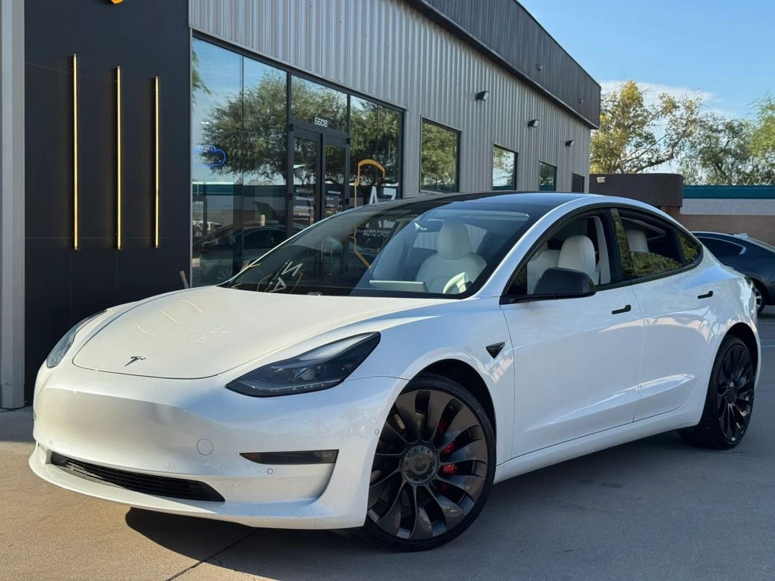 Sedan in Mesa, AZ, United States 1 - 18669865