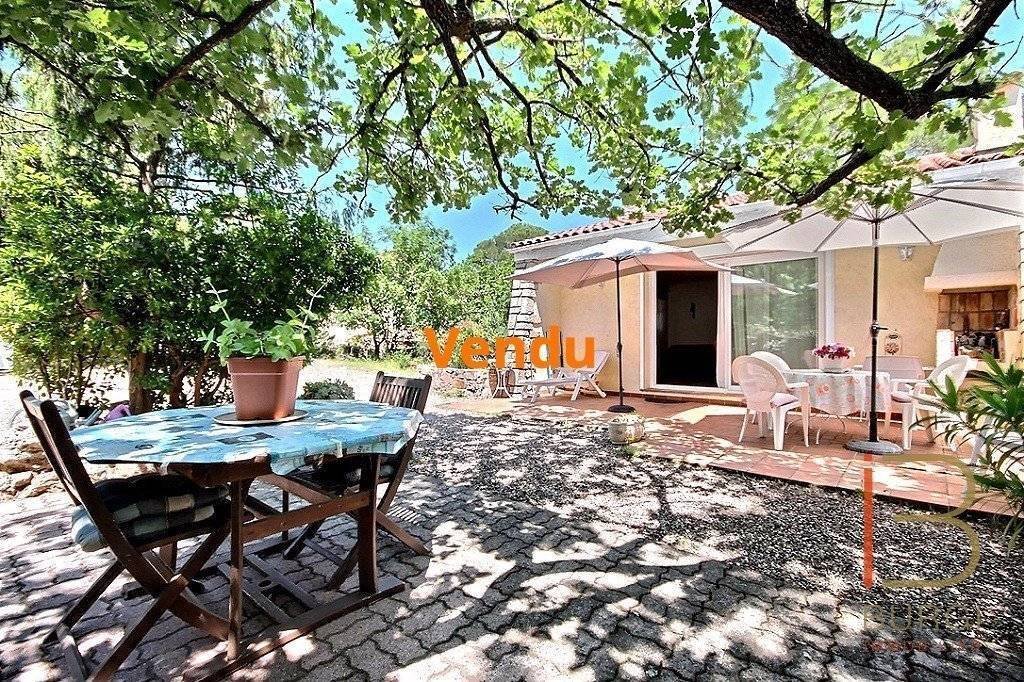 Villa in Le Dramont-Agay-Anthéor-Le Trayas, Saint-Raphaël, France 2 - 15694322