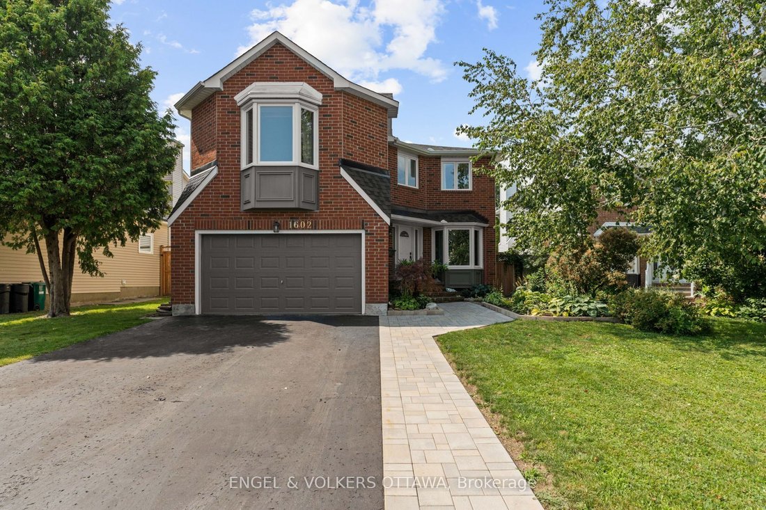 House in Ottawa, Ontario, Canada 2 - 18664378
