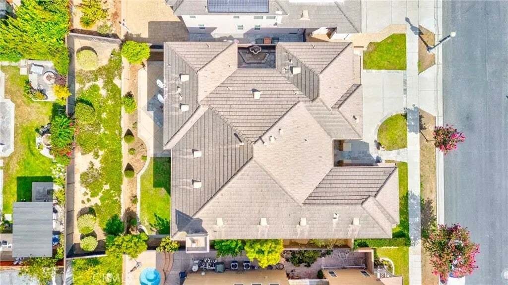 House in Fullerton, California, United States 4 - 18663952