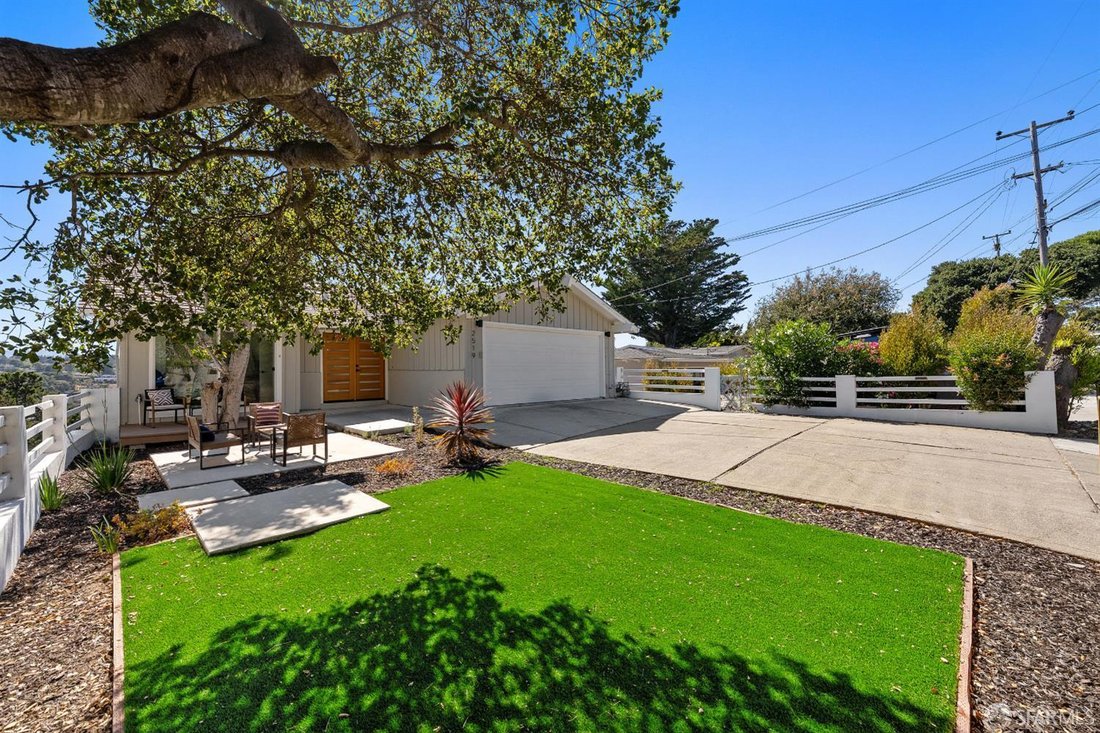 House in Belmont, California, United States 1 - 18662698