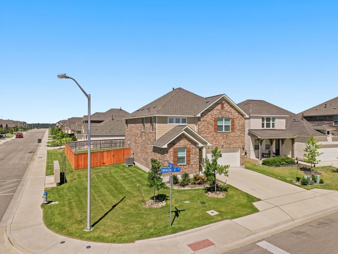 House in Georgetown, Texas, United States 2 - 18669508