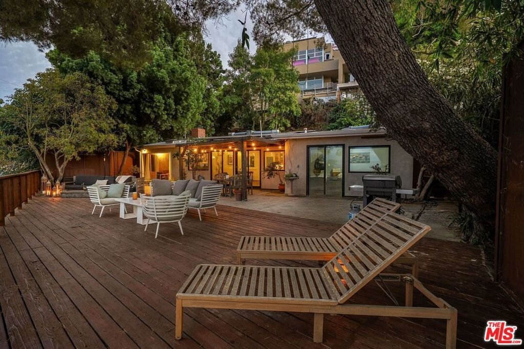 House in Los Angeles, California, United States 5 - 18662018