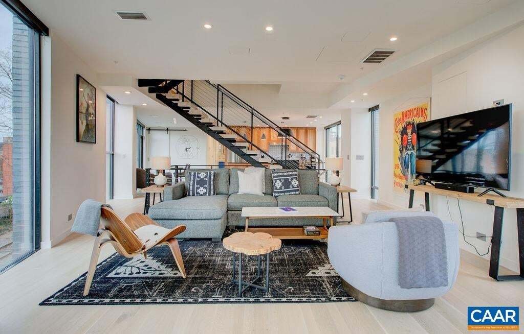 Condo in Charlottesville, Virginia, United States 2 - 18663059