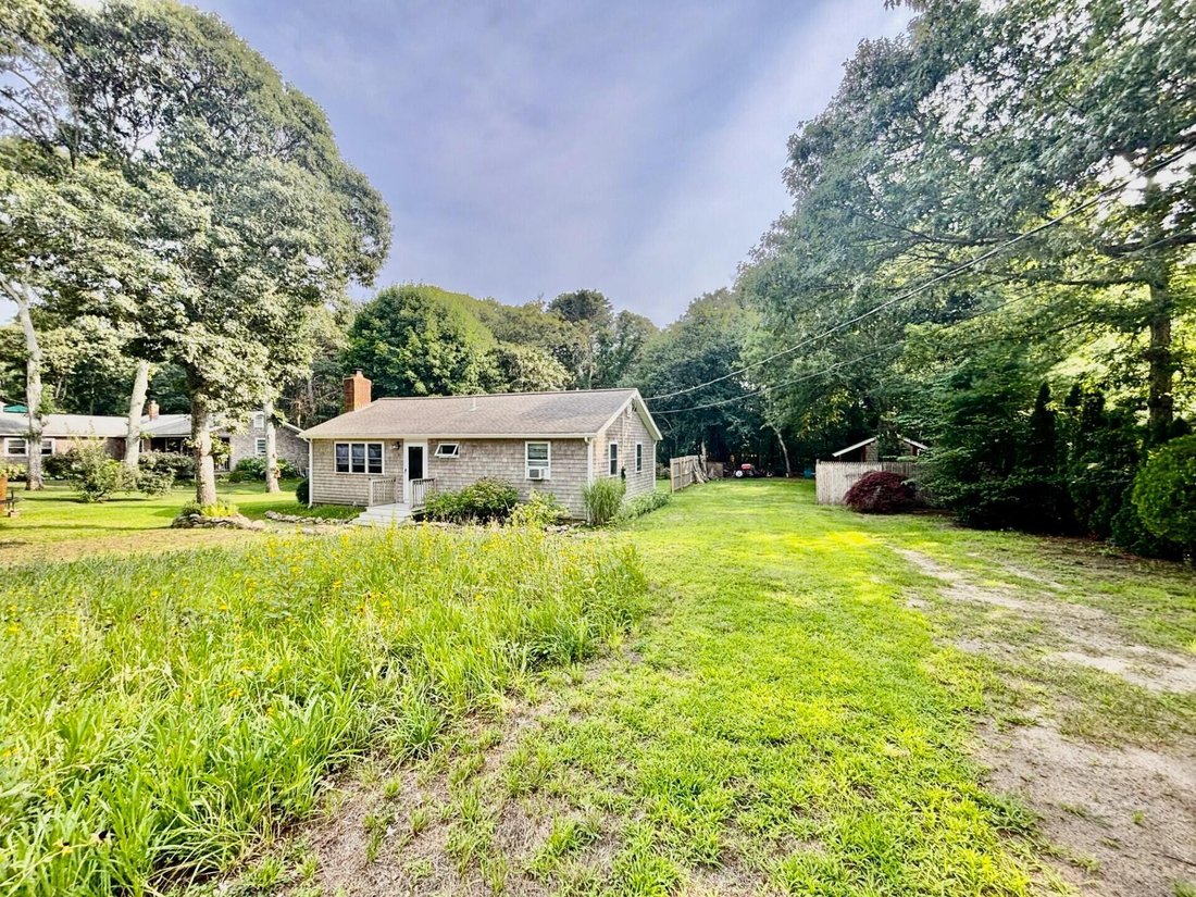 House in Oak Bluffs, Massachusetts, United States 3 - 18659095