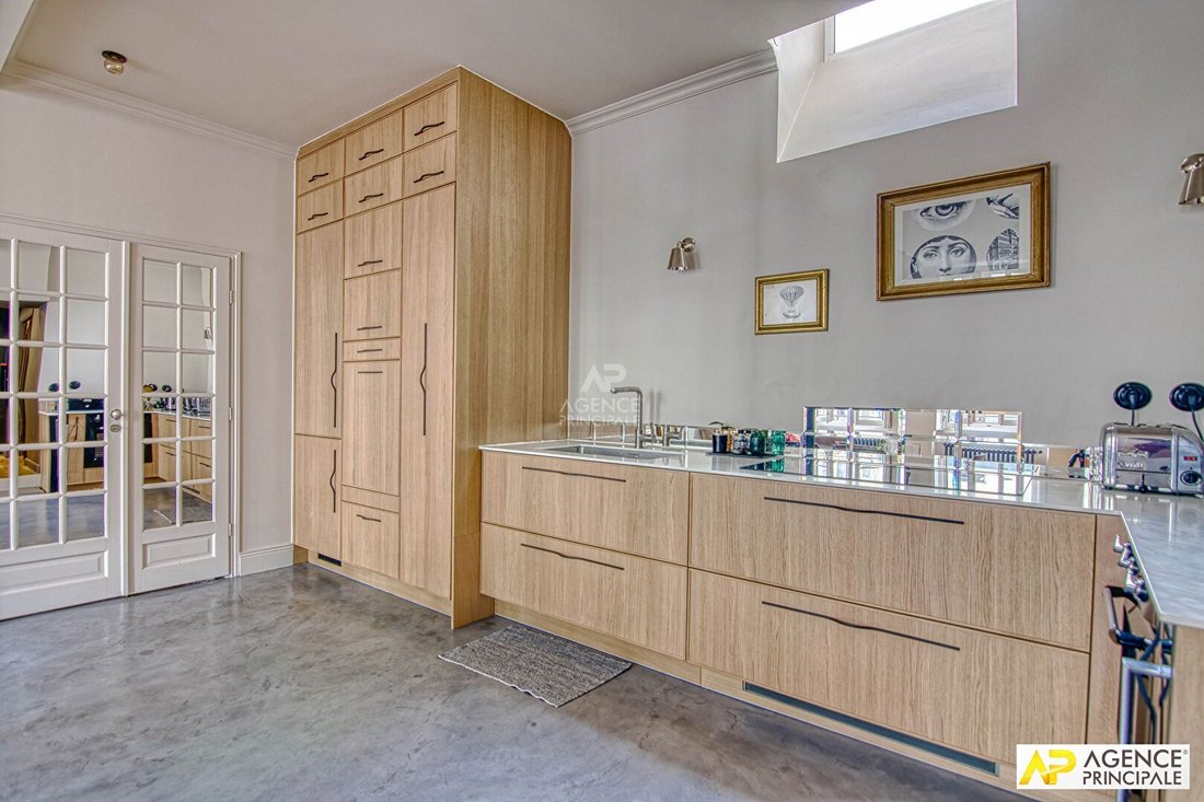 Apartment in Domaine National du Château, Versailles, France 5 - 18660324