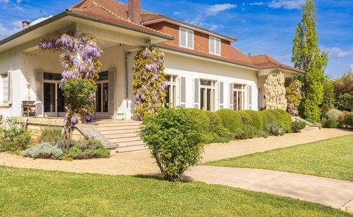 Villa in Grangier, Dijon, France 1