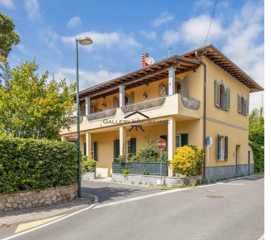 Villa in Center, Forte dei Marmi, Tuscany 1 - 18659147