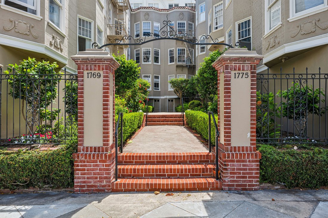 Condo in San Francisco, California, United States 2 - 18666460