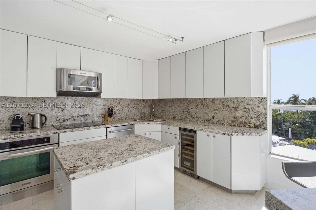 Condo in Key Biscayne, Florida, United States 4 - 18663500