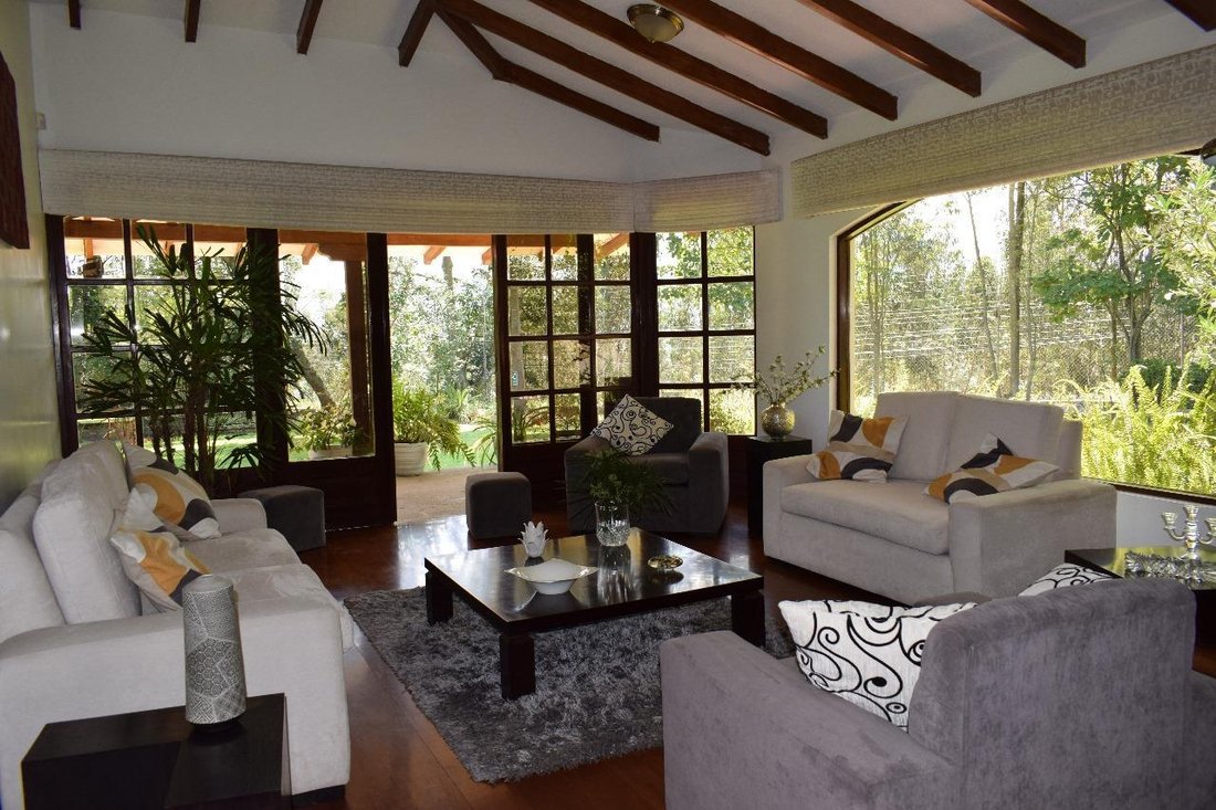 House in Quito, Pichincha, Ecuador 1 - 18661525