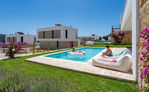 Villa in Nazare, Leiria District, Portugal 1