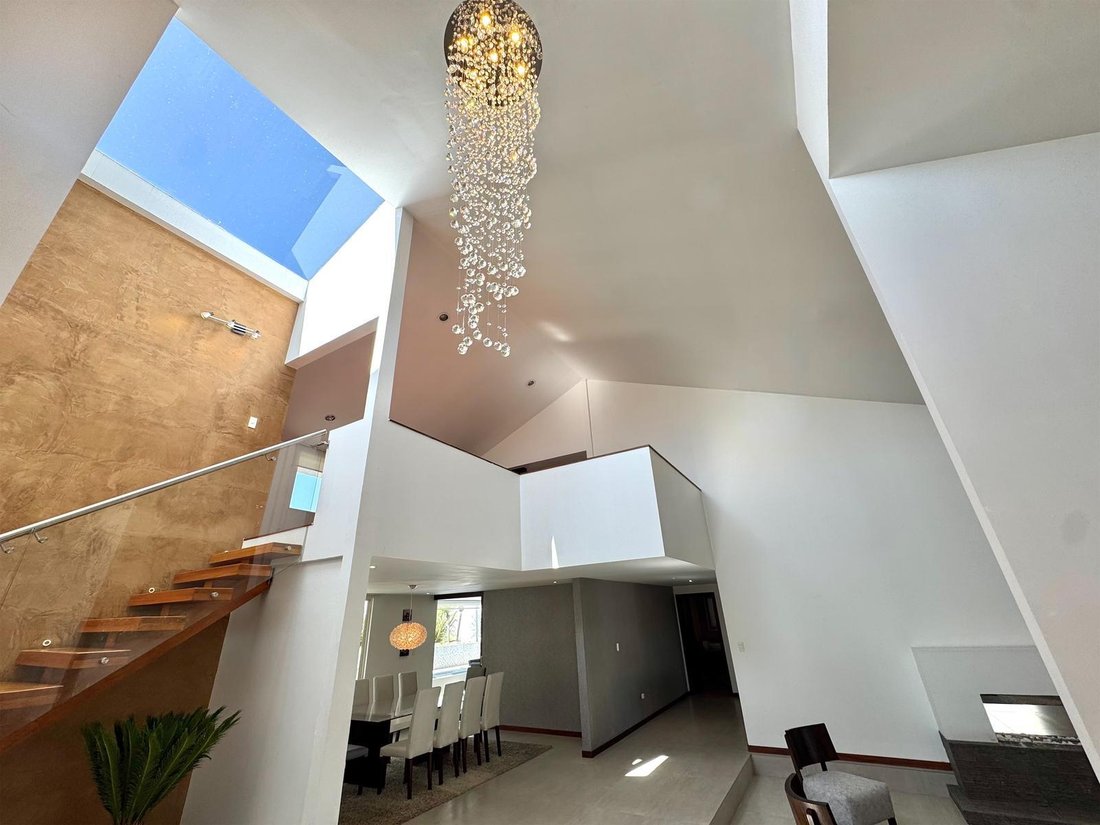 House in Quito, Pichincha, Ecuador 2 - 18661147