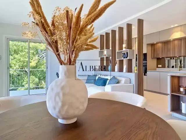 Apartment in Cannes, Provence-Alpes-Côte d'Azur, France 2 - 17947869