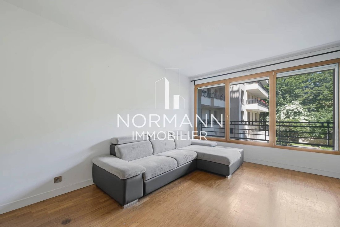 Apartment in Hôtel de Ville-Planchette, Levallois-Perret, France 5 - 17765985