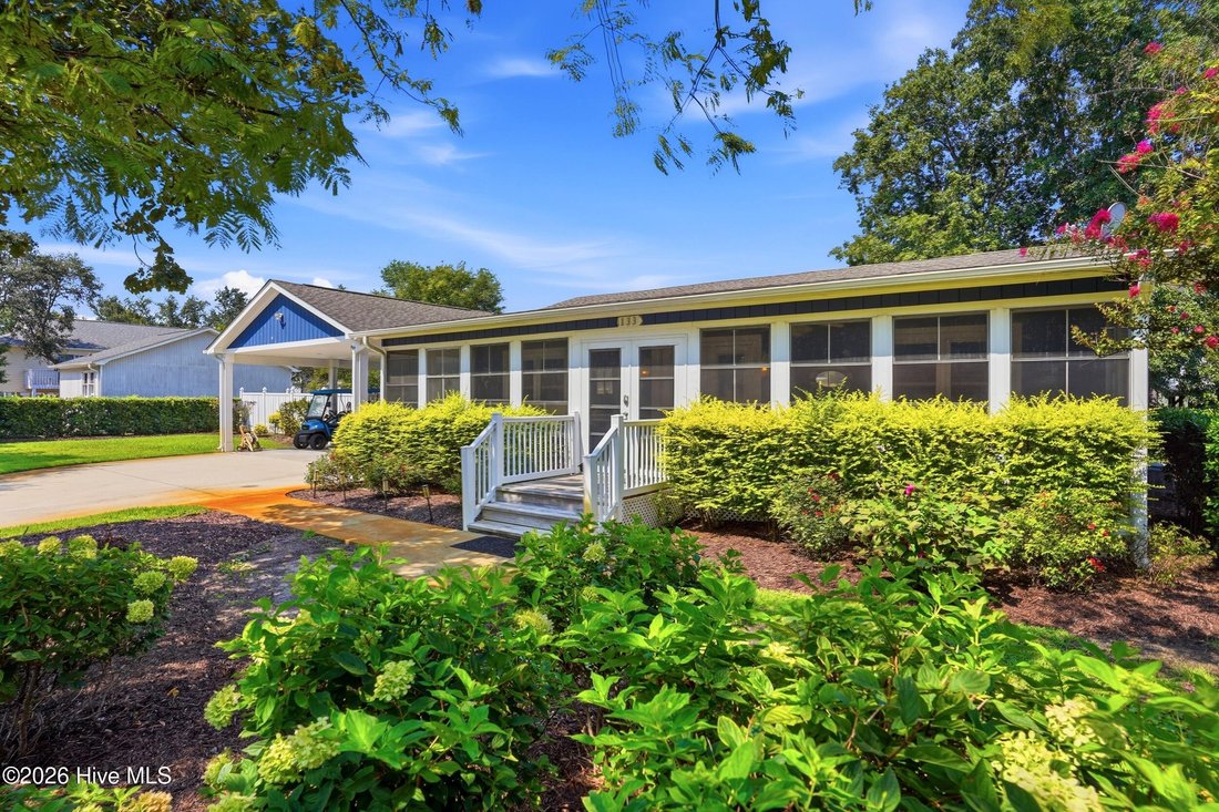 House in Oak Island, North Carolina, United States 1 - 18660150