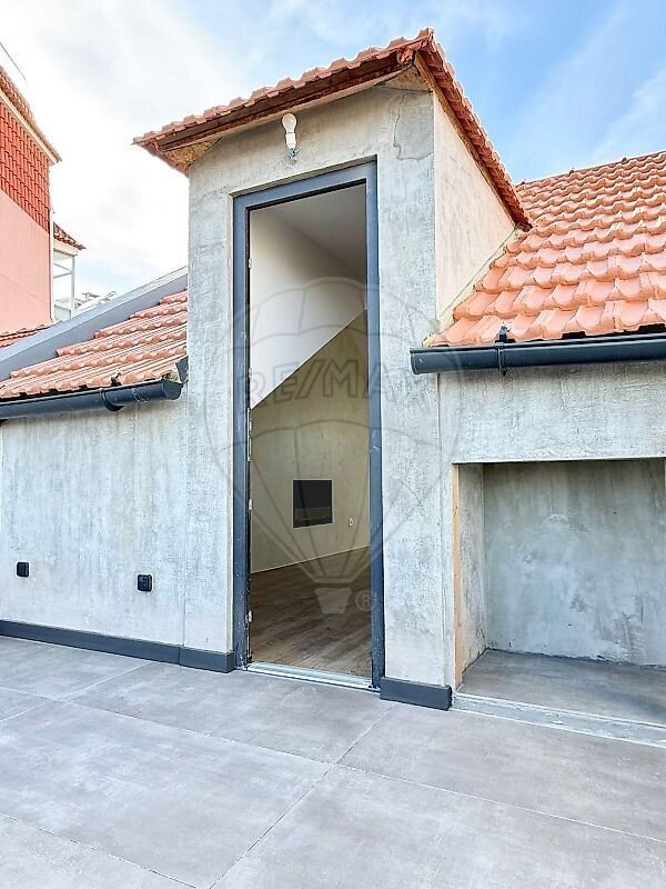 Apartment in Santo Antonio, Lisbon, Portugal 3 - 18666646