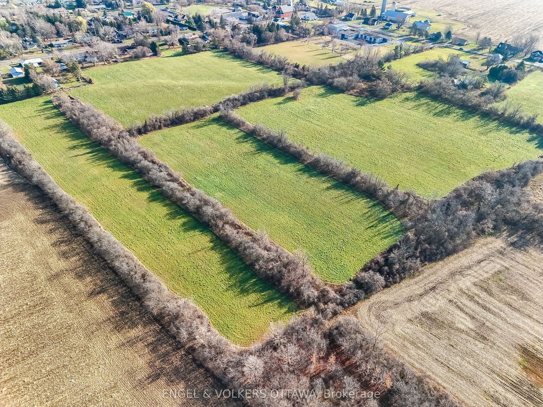 Land in Ottawa, Ontario, Canada 4 - 18664376