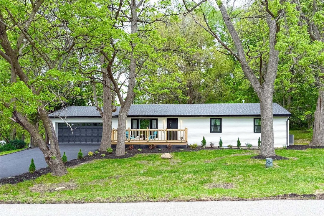 House in St. Charles, Illinois, United States 3 - 18663402