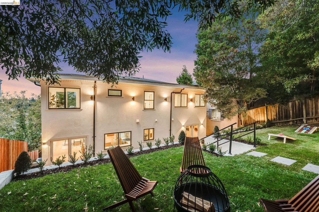 House in Oakland, California, United States 2 - 18668881