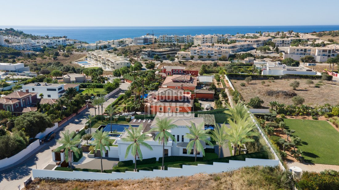 Villa in Sao Goncalo de Lagos, Algarve, Portugal 2 - 14722866